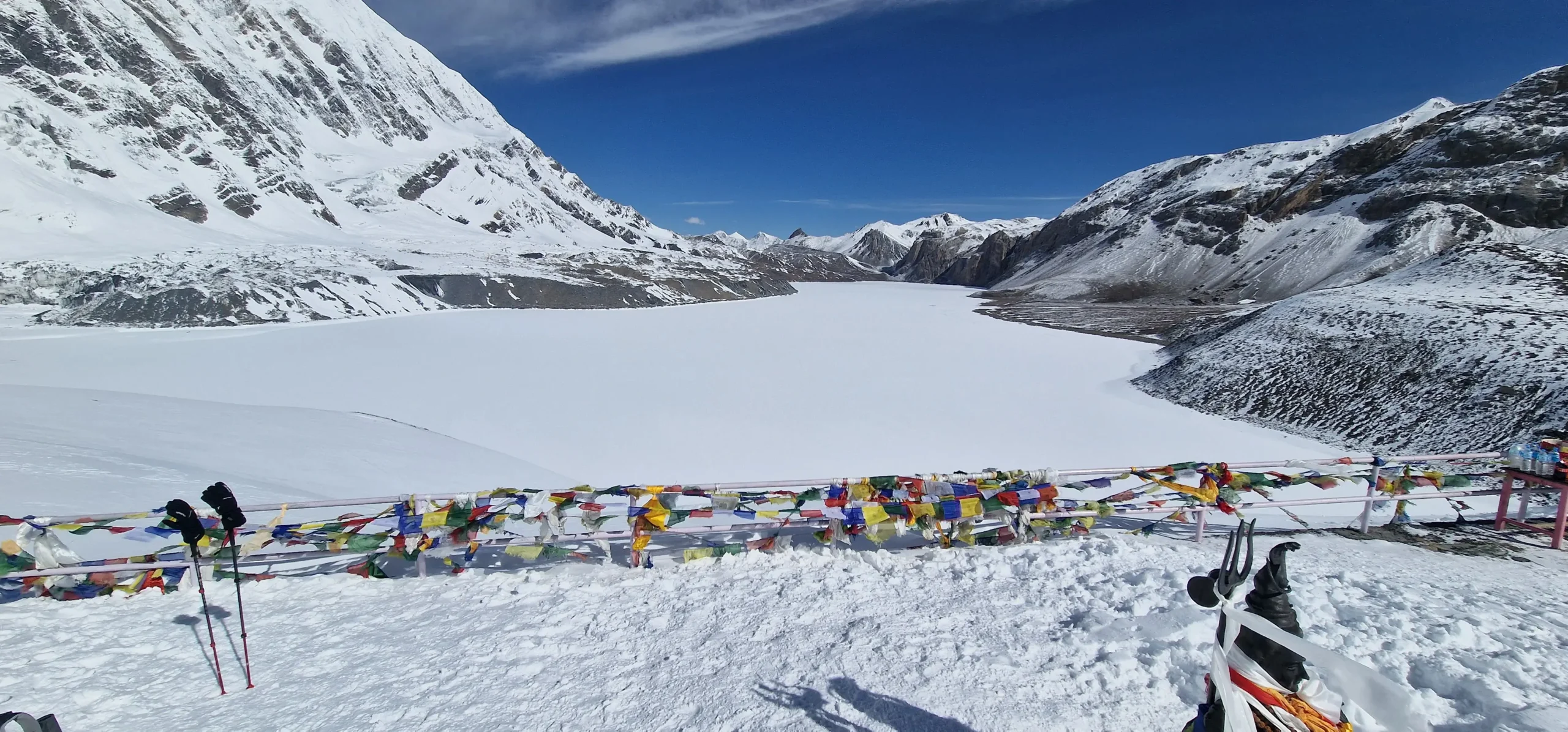 Annapurna Circuit Trek with Tilicho Lake and Ice Lake